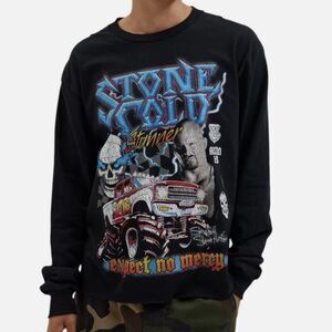 Stone Cold Steve Austin Cropped shirt WWE XL Black Urban Outfitters tee